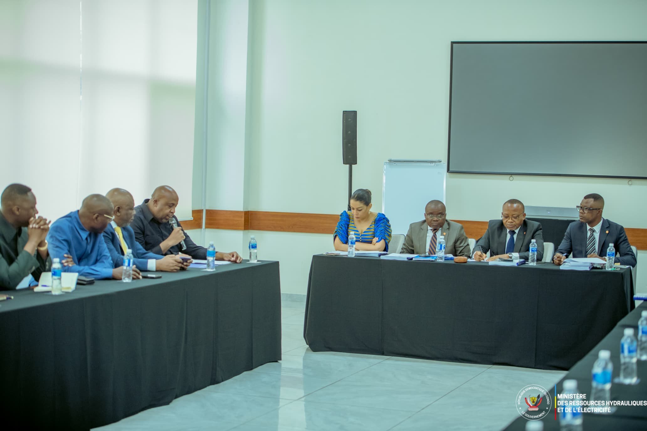 RDC : Molendo rassure le Sénat sur la mise en œuvre des projets et réformes destinés à améliorer durablement la desserte en eau et en électricité