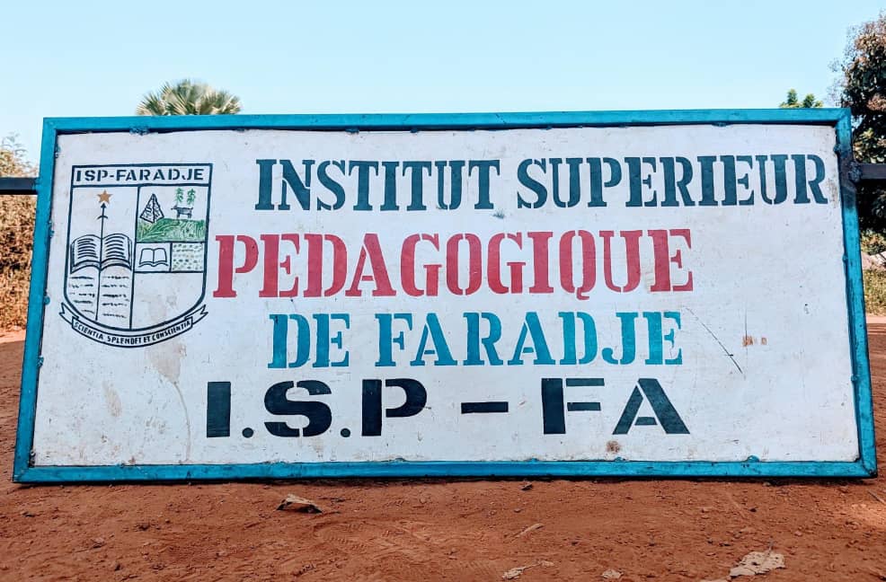 Haut-Uele : un cybercafé et un bâtiment administratif en construction à l’ISP-Faradje sur fonds propres du gouvernement provincial