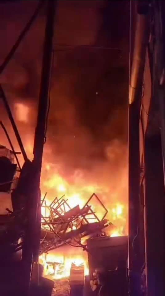 Kinshasa : une nouvelle salle de fêtes touchée par un violent incendie