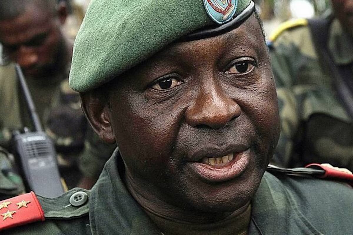 Washington retire le général François Olenga de sa liste noire