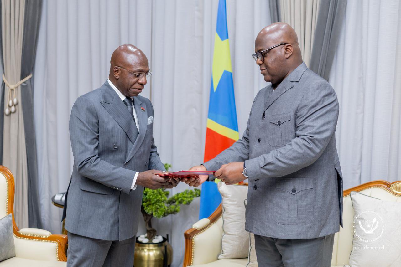 RDC : la situation dans l’Est au cœur des échanges entre Tshisekedi et un émissaire de Lourenço