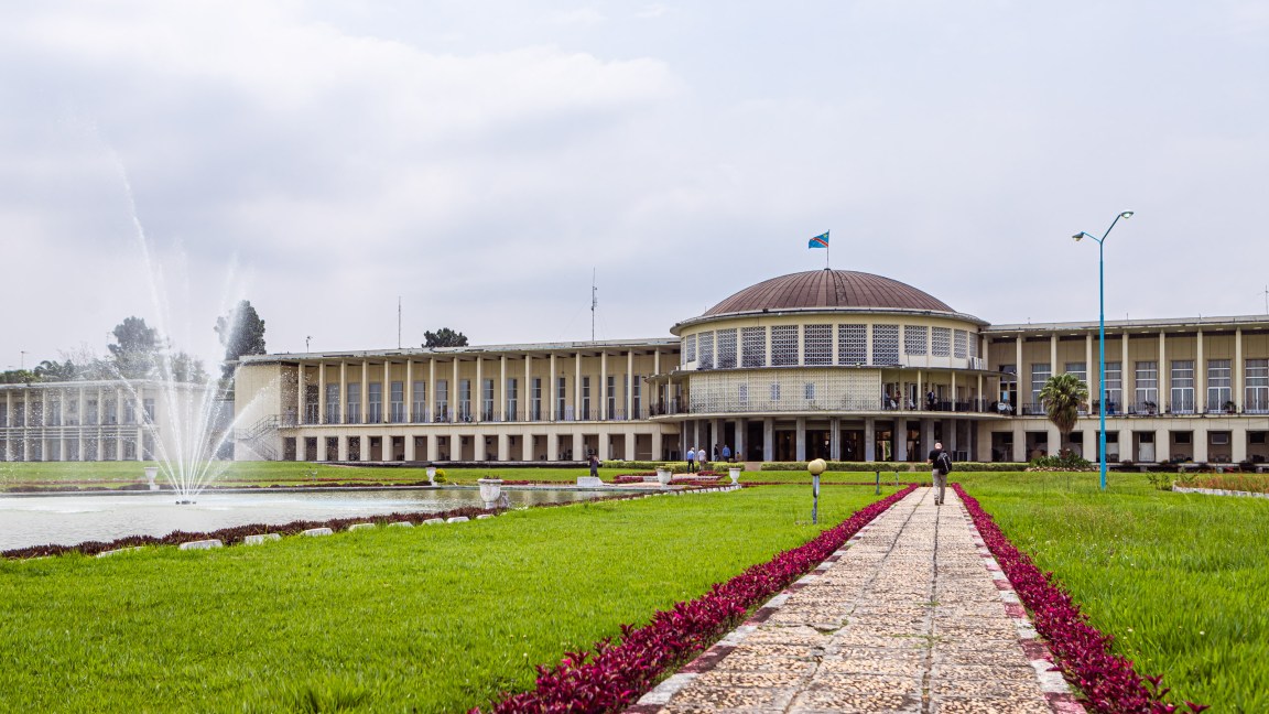 RDC : pourquoi la Présidence a-t-elle interdit tout contact avec l’ambassade de Belgique ?