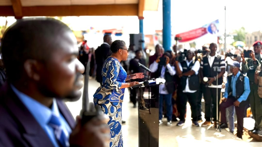 Judith Suminwa à Kindu : voirie, énergie et entrepreneuriat au cœur d’une visite de terrain
